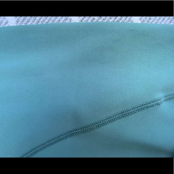 SOLD on Facebook CNC V3 Tahiti Blue Leggings - Picture 7 of 7